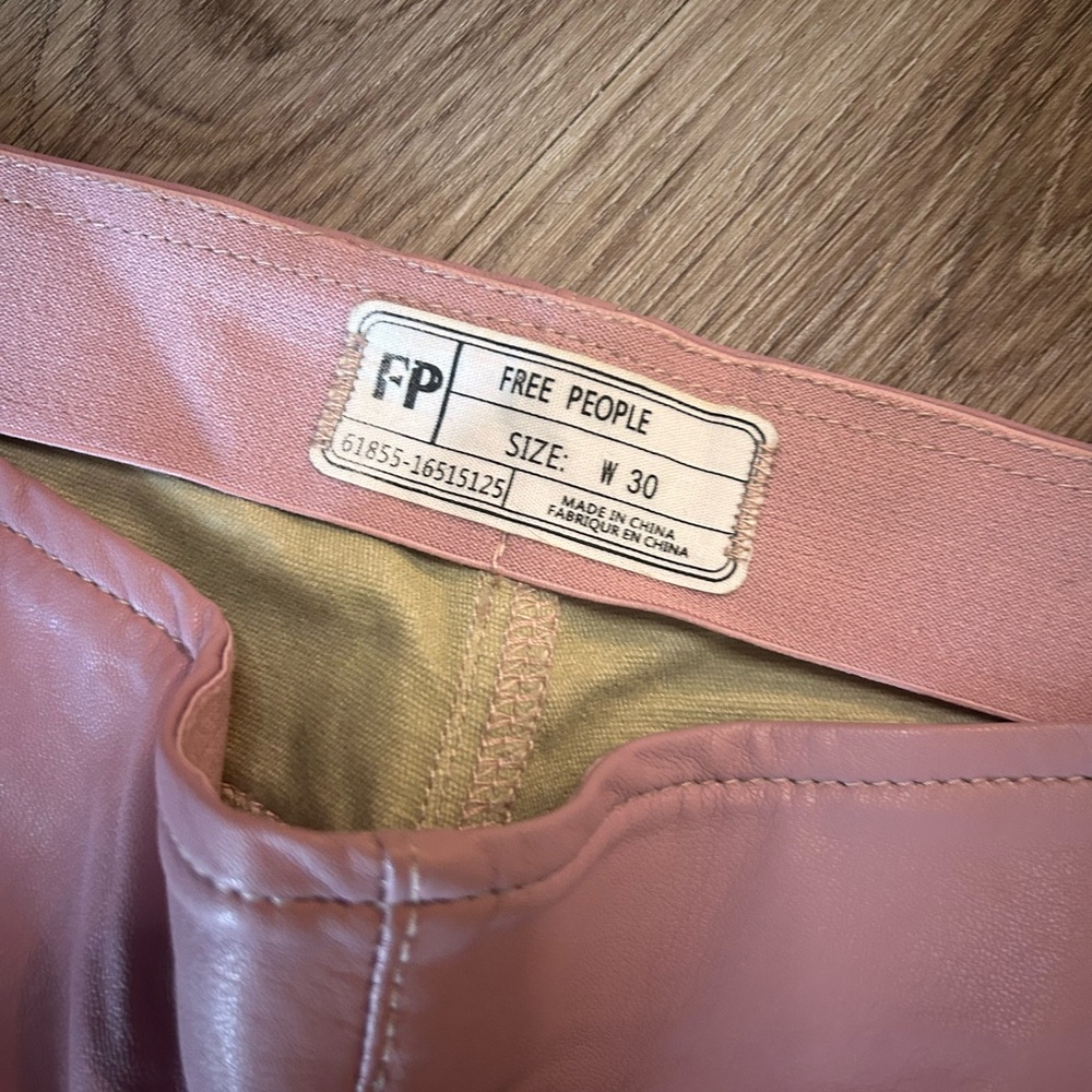 NWT Rare Free People Blush Pink Flared pants - Picture 2 of 5